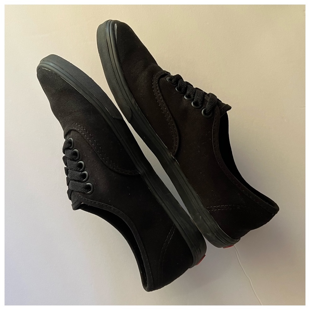 Listing Re Listed. Feel free to make an offer on new listing if/when available - Picture 5 of 10